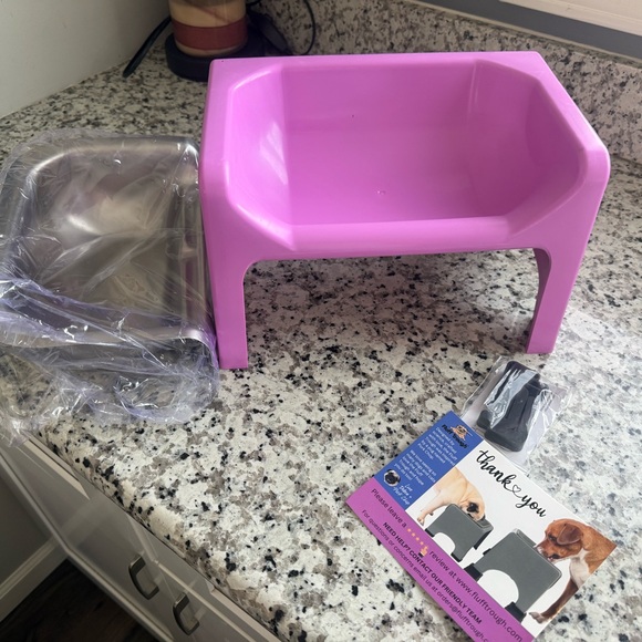 Purple Elevated Dog Bowl - Picture 4 of 4